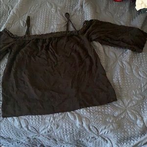 off the shoulder black top with half sleeves
